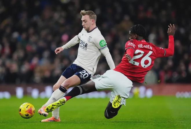 官方：河南队与体育总监贝拉-加西亚续约（官宣：河南队续约体育总监贝拉-加西亚）