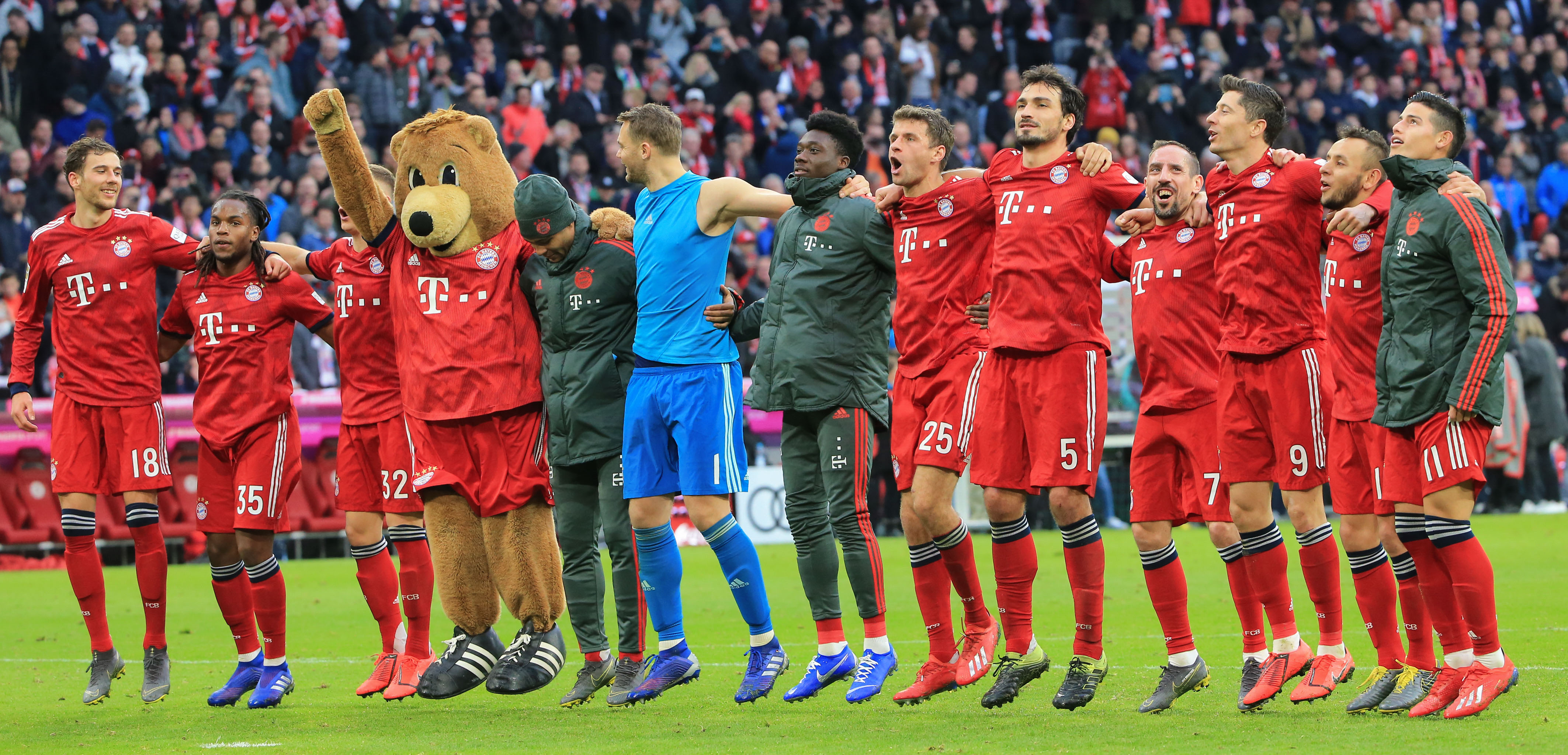 中超比赛焦点：山东泰山迎战上海申花,（焦点之战：山东泰山对阵上海申花）