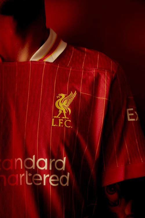 世界杯预选赛爆大冷，豪门惨败震惊全球（世界杯预选赛冷门突袭，传统豪强折戟引发全球哗然）