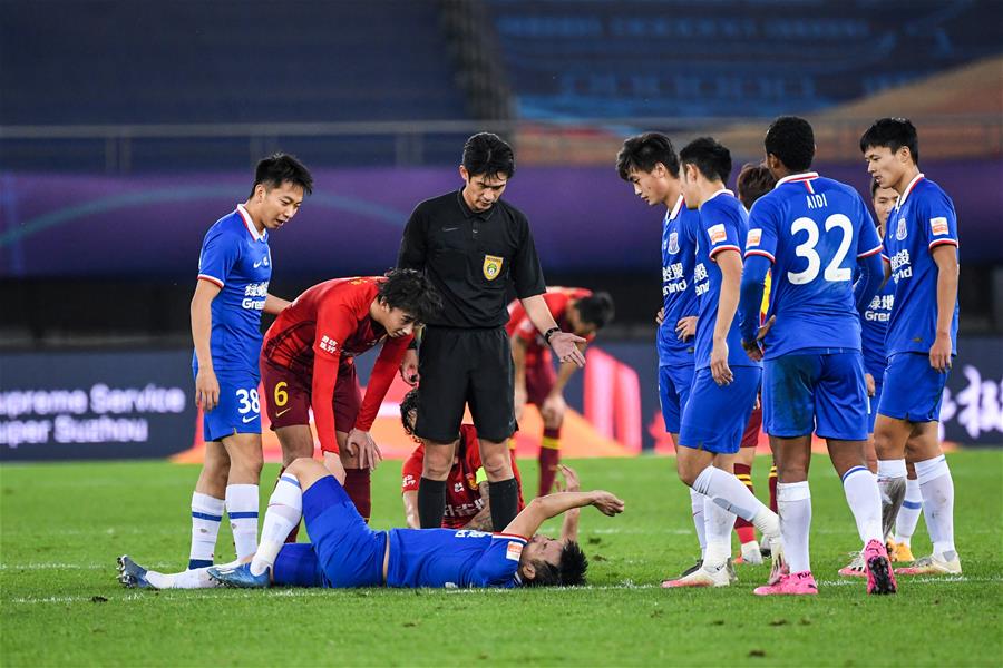 多特客战曼城大名单：吉拉西、施洛特贝克在列，布兰特缺阵（多特客战曼城名单出炉：吉拉西、施洛特贝克入选，布兰特无缘）