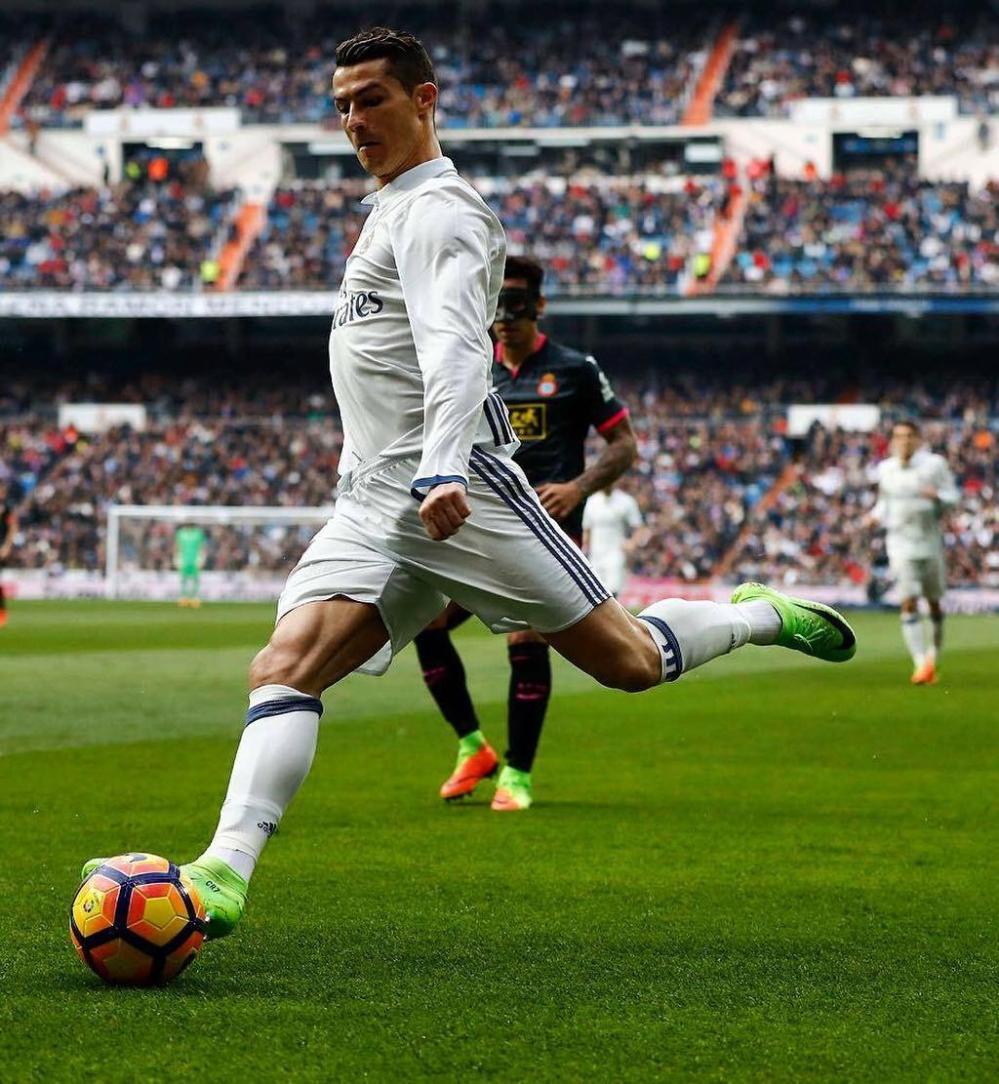 弗拉霍维奇晒龙珠悟空恢复照：手术很顺利，感谢大家（弗拉霍维奇晒龙珠悟空康复照：手术顺利，向大家致谢）