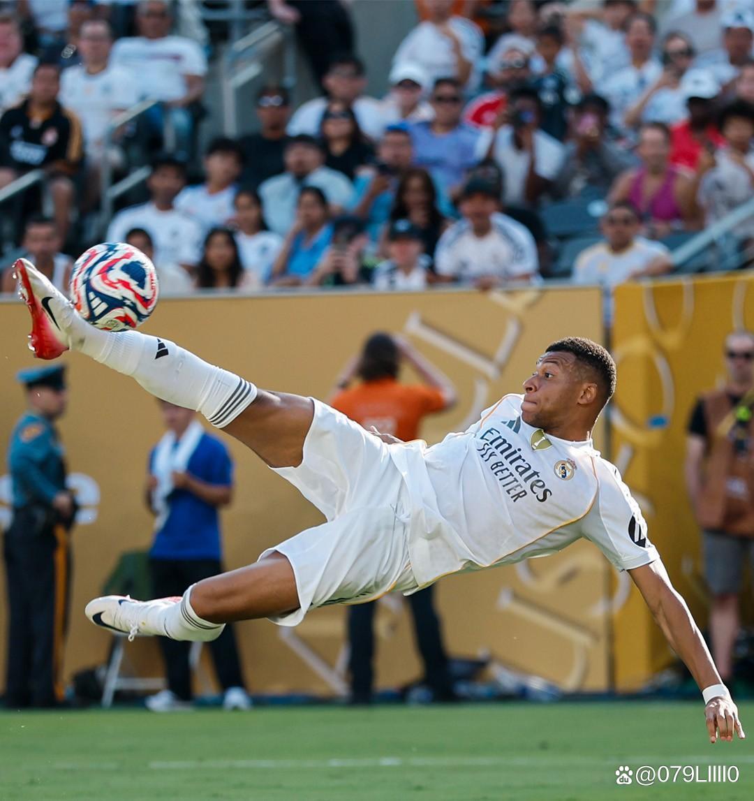 常规操作！亚历山大单节怒砍16分，三节已有33分入账（又见日常表演！亚历山大单节轰下16分，三节已拿到33分）