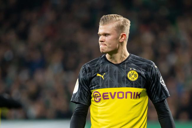 贝纳蒂亚：除了德布劳内，夏窗我们还联系过韦斯利-福法纳（贝纳蒂亚：夏窗除德布劳内外，我们也联系过韦斯利-福法纳）