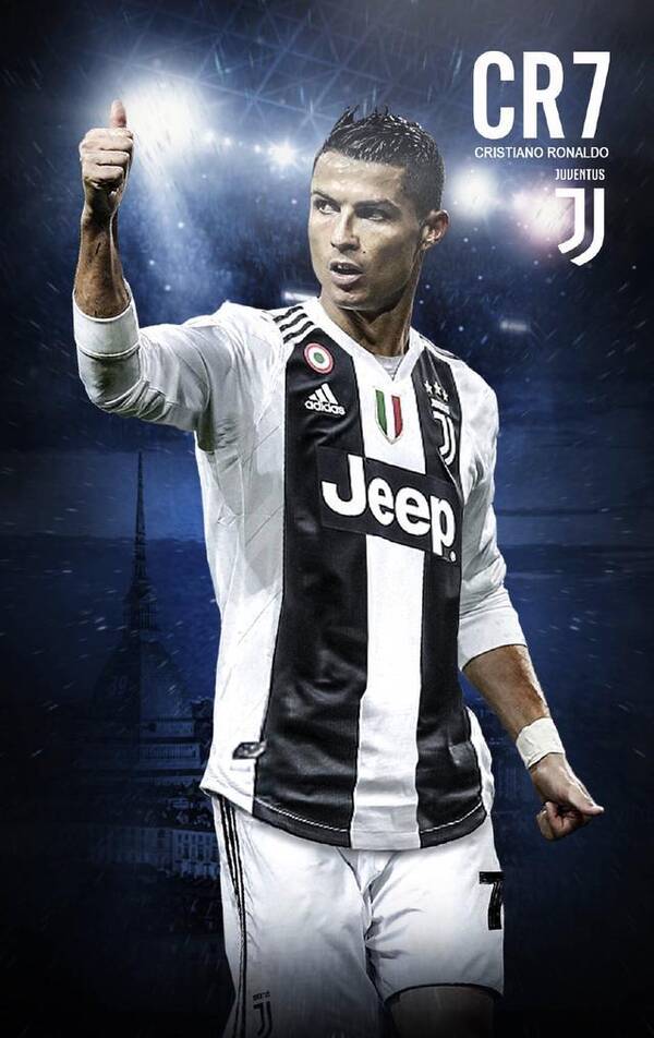 德媒：由于手指受伤，诺伊尔近两场都佩戴特制的四指手套参赛（德媒：手指伤势影响，诺伊尔连续两场戴特制四指手套出战）