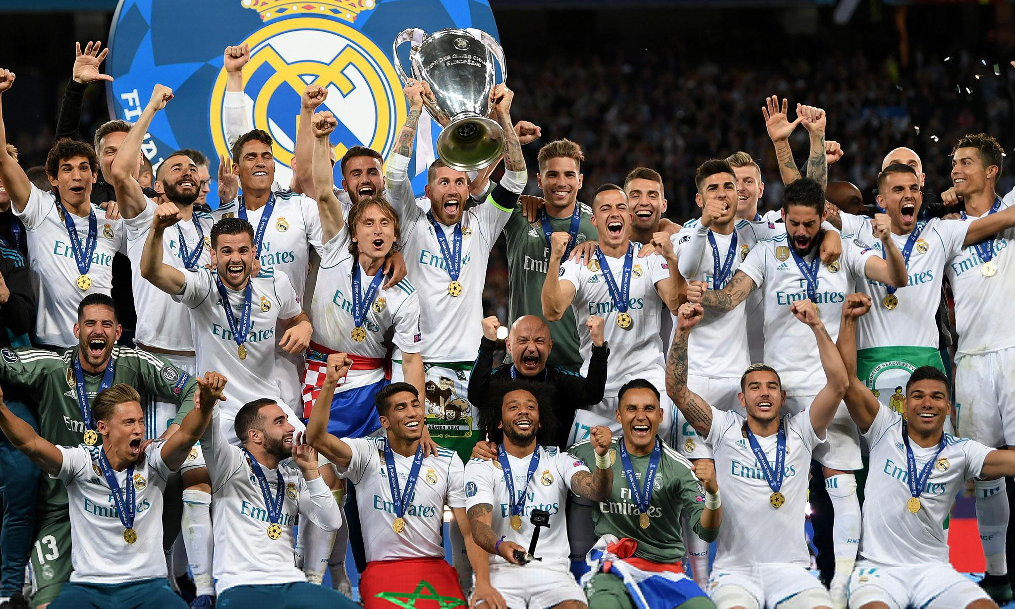 平均年龄仅24.28岁，对阿拉维斯巴萨排出联赛历史第三年轻首发（巴萨战阿拉维斯排出联赛史第三年轻首发，平均年龄仅24.28岁）