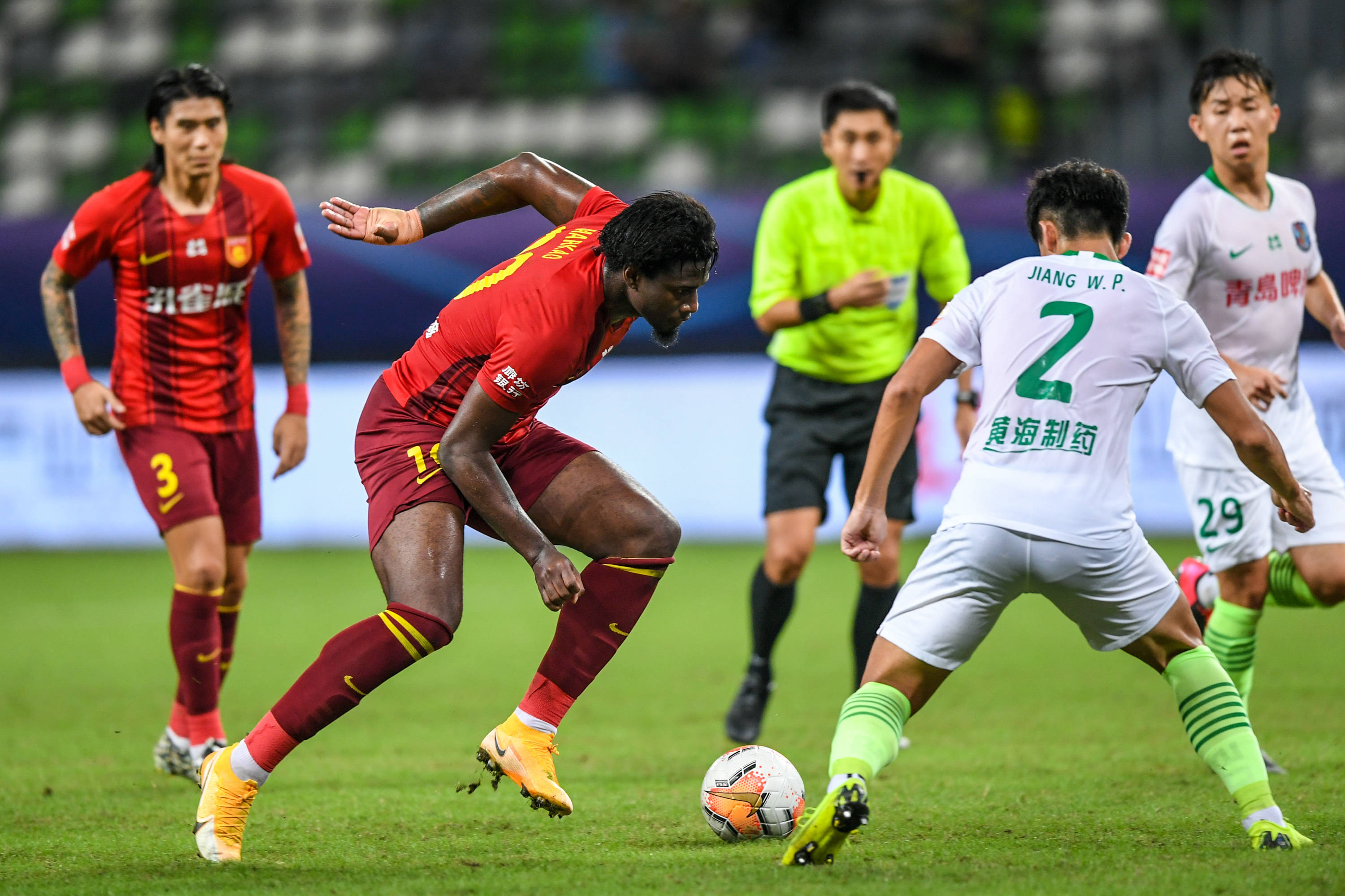 每体：拜仁等队开始竞争哈姆扎，但球员希望加盟巴萨（每体：拜仁等队加入哈姆扎争夺战，球员更倾向加盟巴萨）