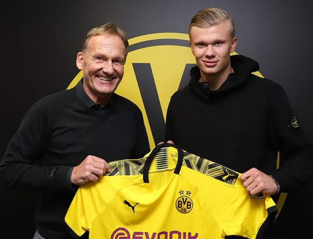 德天空：拜仁不打算在冬窗放走杰克逊，球员本人也无意离队（德天空：拜仁冬窗不放杰克逊，球员无离队打算）