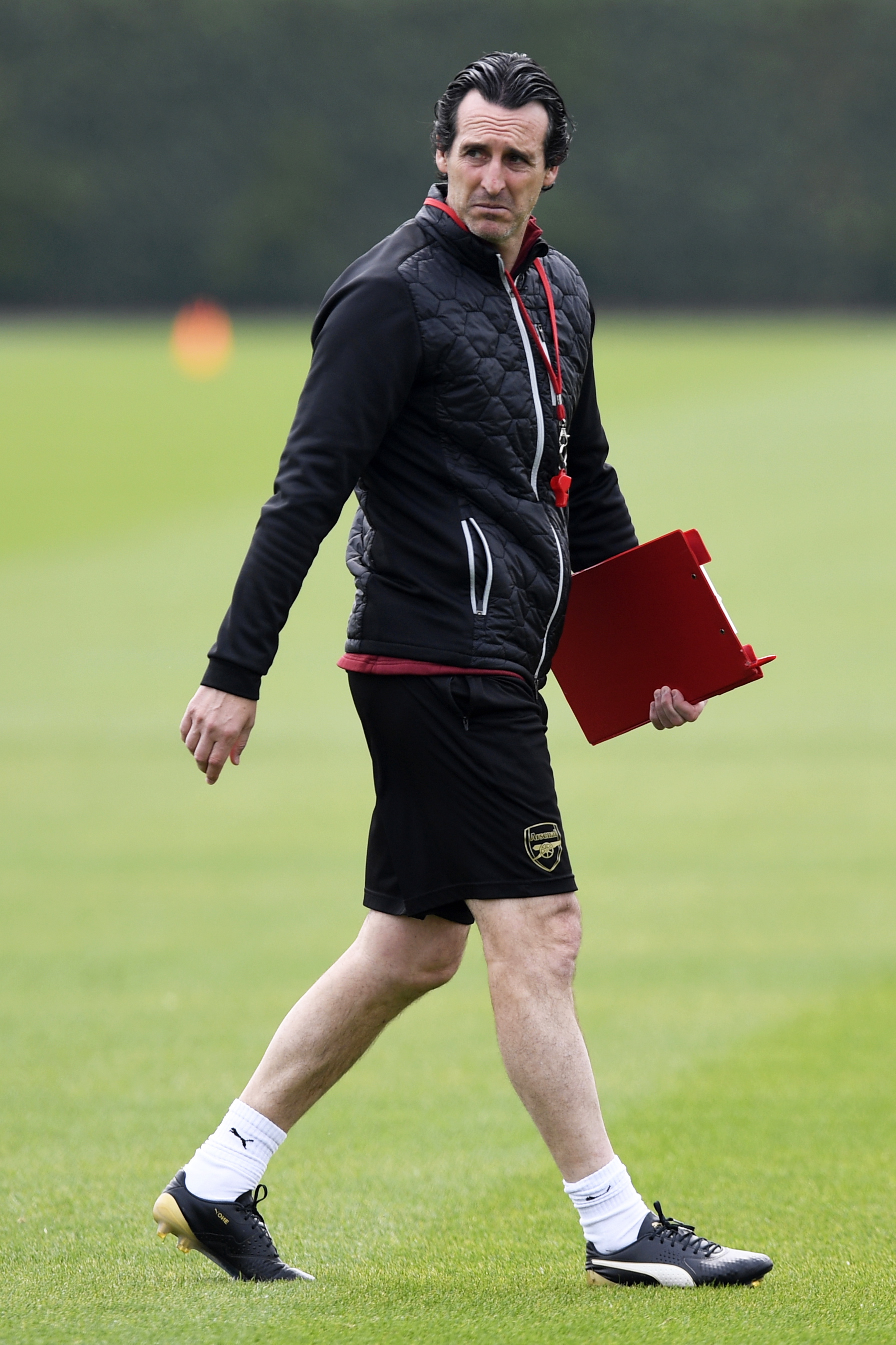 世体：巴萨回诺坎普使周边商家营业额增长，商户期待球场开放（世体：巴萨重返诺坎普带动周边营收上涨，商家盼球场早日开放）